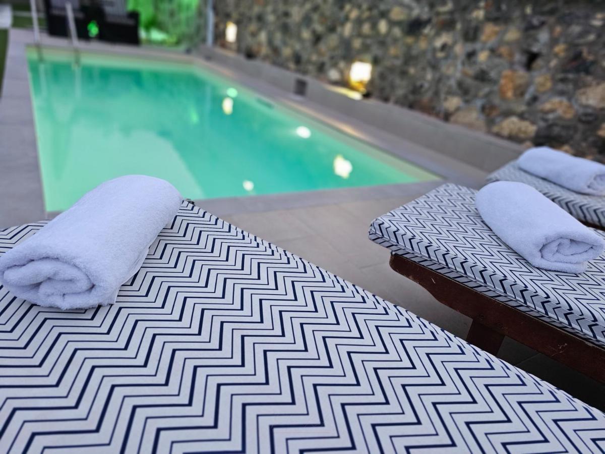 Elia Paradise Villa With Private Pool Heraclión Exterior foto