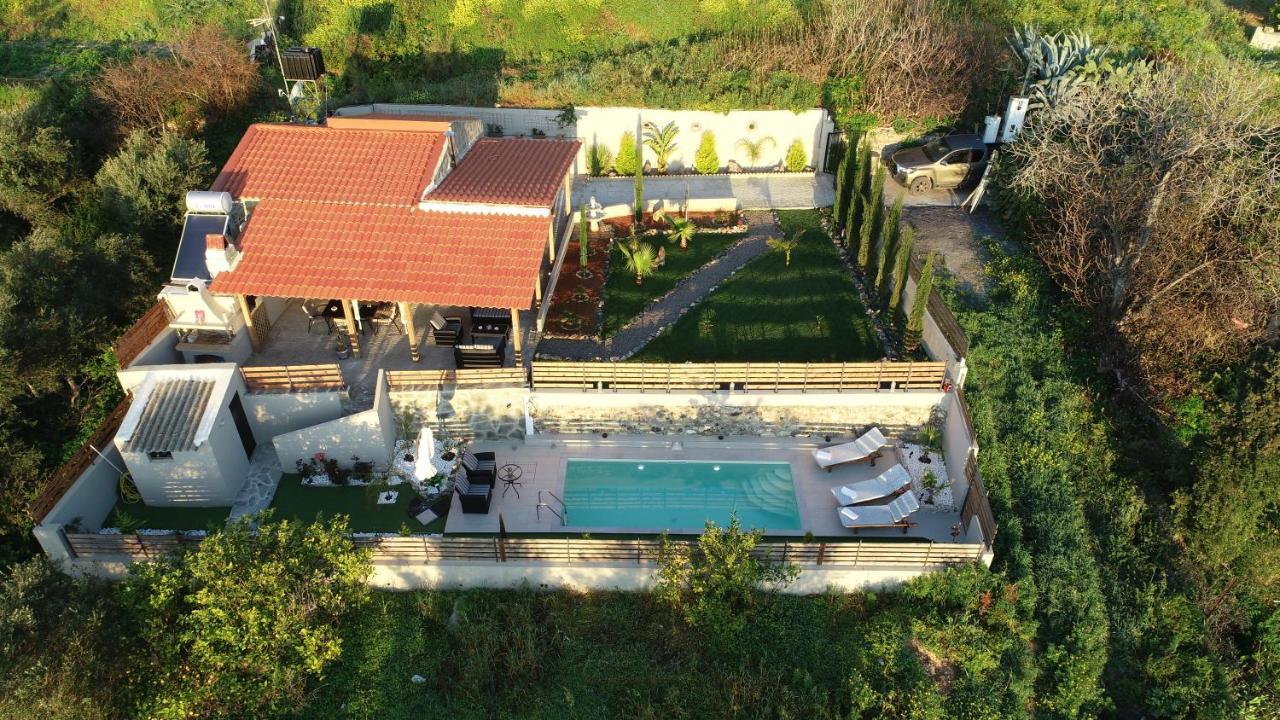 Elia Paradise Villa With Private Pool Heraclión Exterior foto